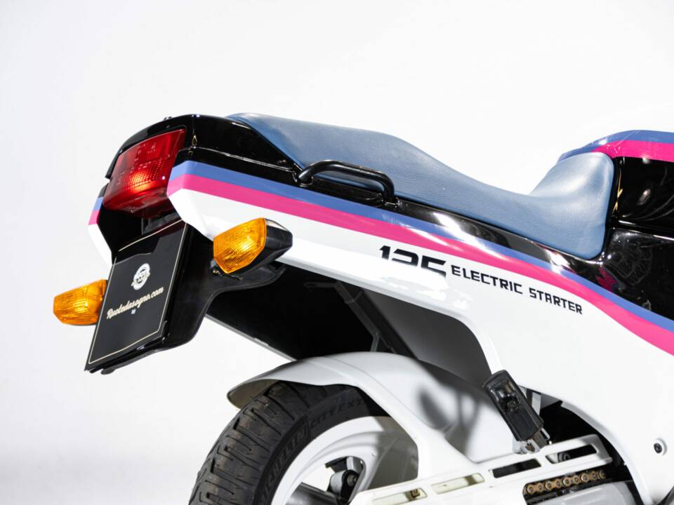 Bild 26/50 von Aprilia DUMMY (1987)