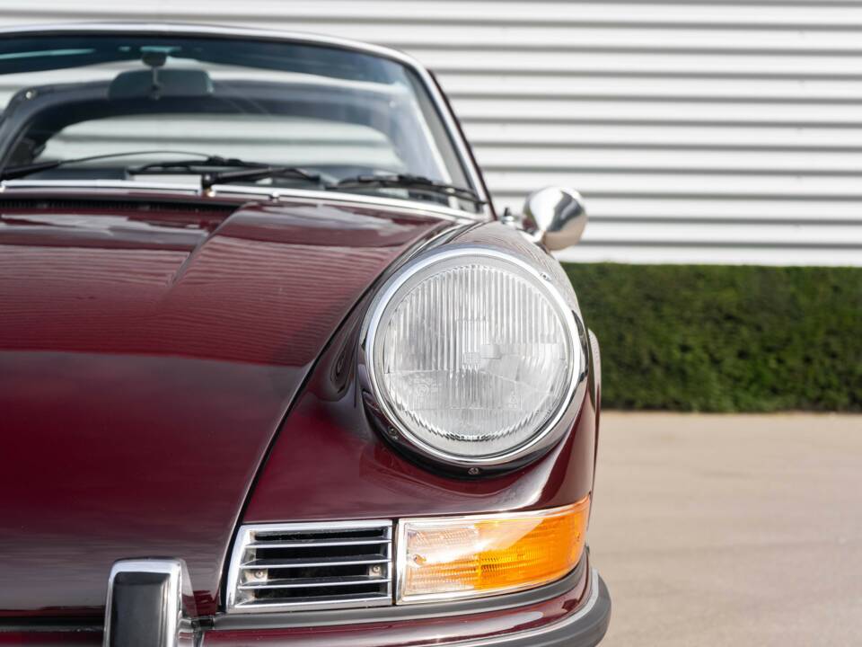 Image 5/30 of Porsche 911 2.2 T (1971)