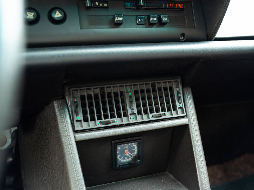 Bild 37/45 von Lancia Gamma 2000 (1977)