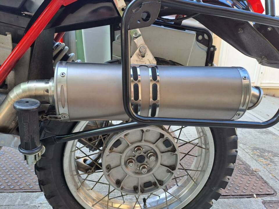 Immagine 14/49 di BMW R 100 RT (1990)
