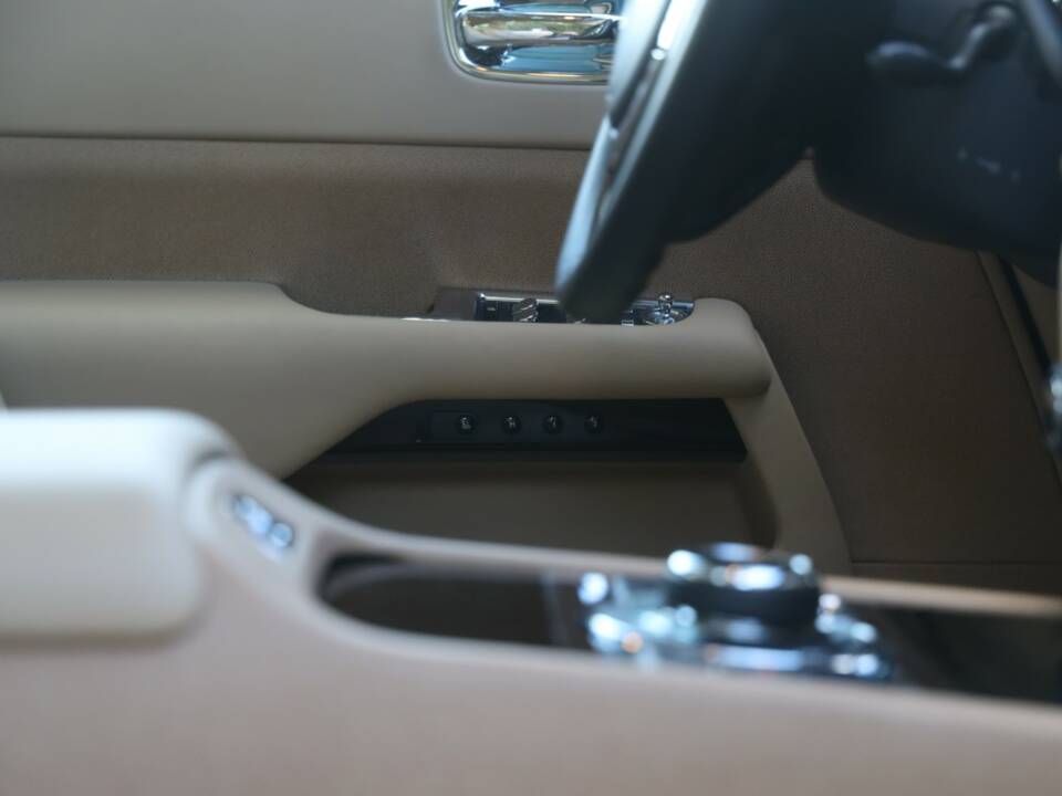 Bild 43/50 von Rolls-Royce Wraith (2014)