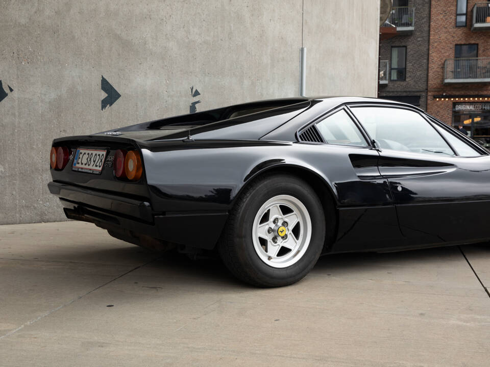 Image 5/38 of Ferrari 308 GTB (1977)
