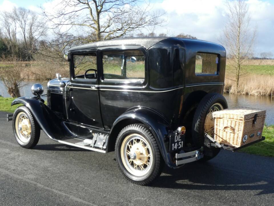 Immagine 32/43 di Ford Model A Tudor Sedan (1931)