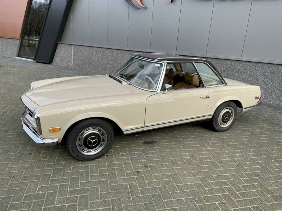 Bild 4/36 von Mercedes-Benz 280 SL (1970)