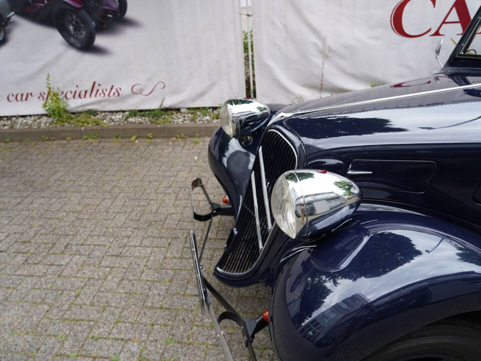 Bild 15/20 von Citroën Traction Avant 11 Commerciale (1939)