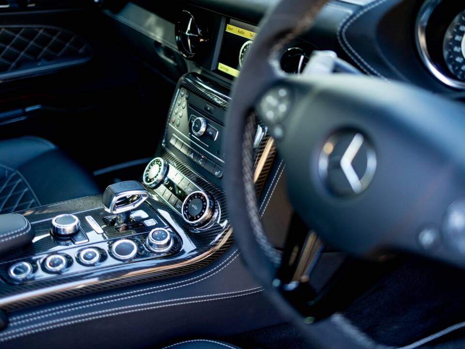 Afbeelding 37/44 van Mercedes-Benz SLS AMG GT &quot;Final Edition&quot; (2014)