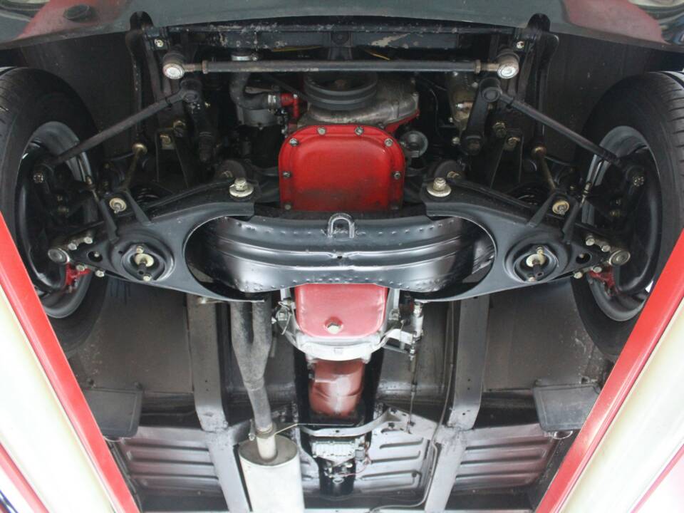 Image 13/50 de Volvo 1800 S (1968)