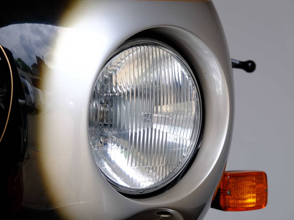 Image 21/91 of BMW R 90 S (1975)