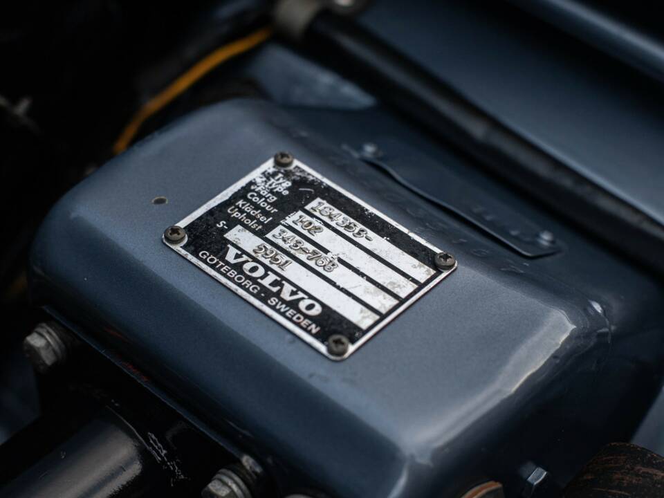 Image 22/23 of Volvo 1800 E (1971)