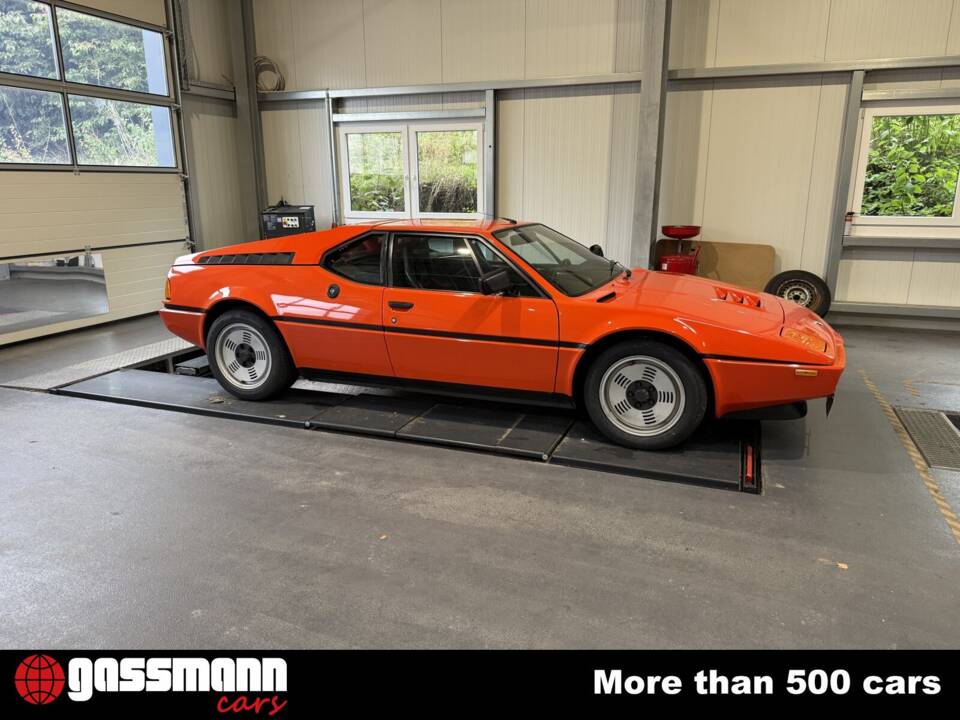 Image 2/15 of BMW M1 (1981)