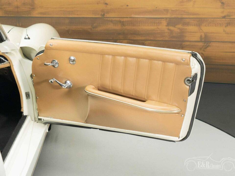 Afbeelding 9/19 van Mercedes-Benz 190 SL (1960)