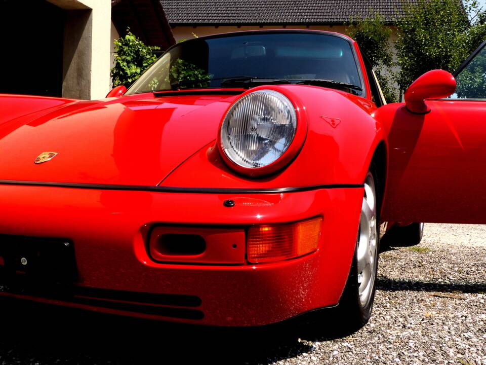 Image 5/30 of Porsche 911 Carrera 2 (1992)