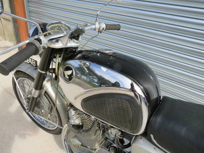 Afbeelding 11/36 van Honda CB 77 (1964)