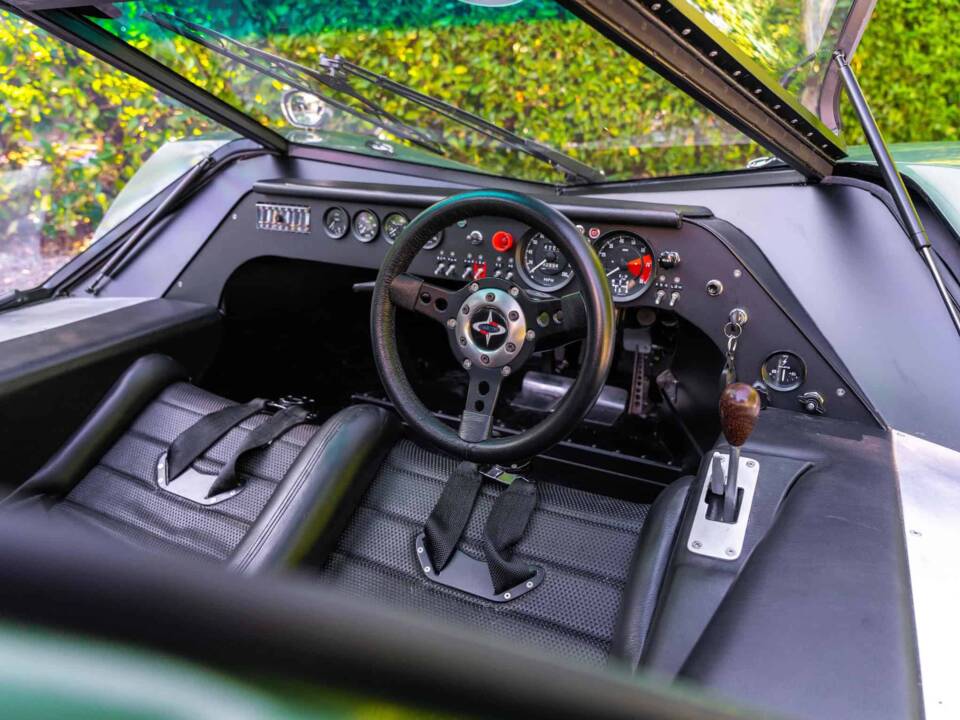 Image 15/35 of Marcos Mantis XP (1968)