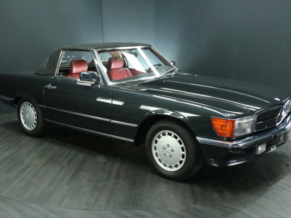 Immagine 8/30 di Mercedes-Benz 300 SL (1985)