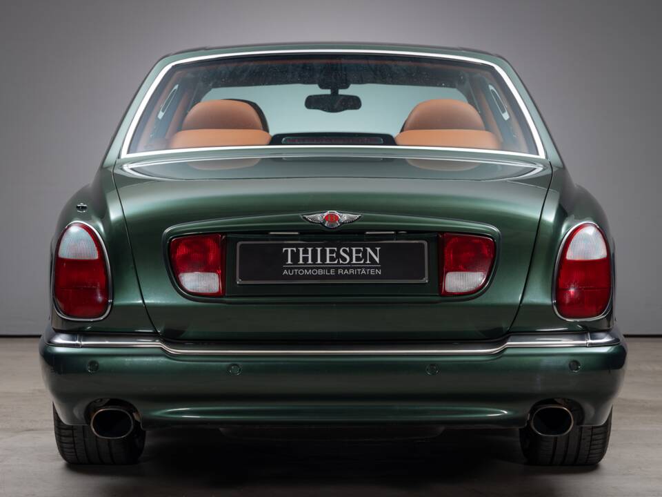 Image 11/36 of Bentley Arnage Red Label (2001)