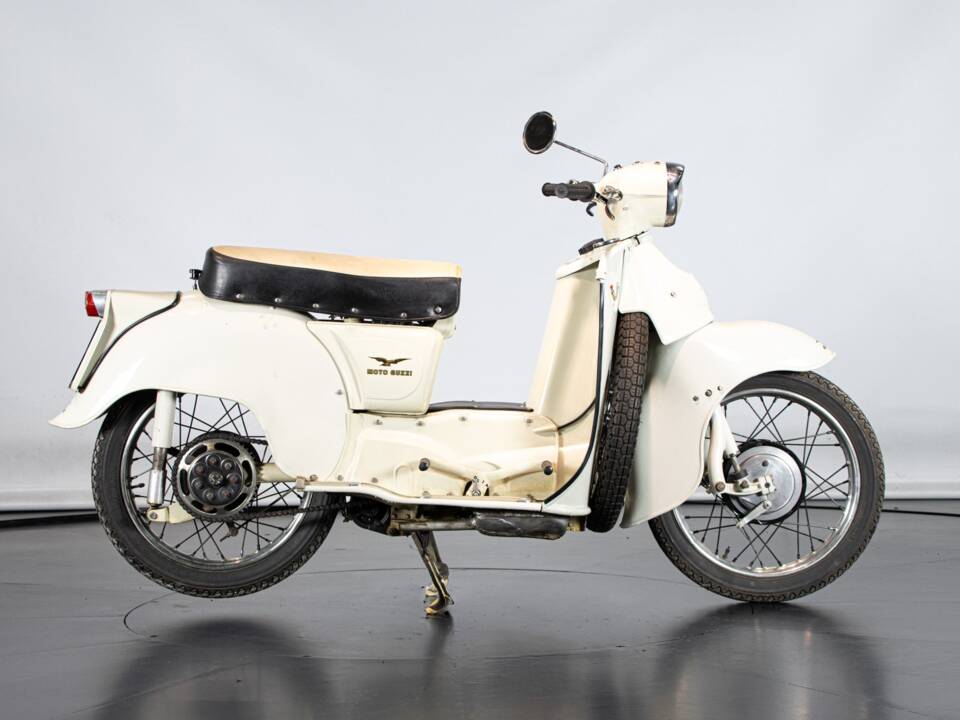 Image 5/50 of Moto Guzzi Galletto (1962)