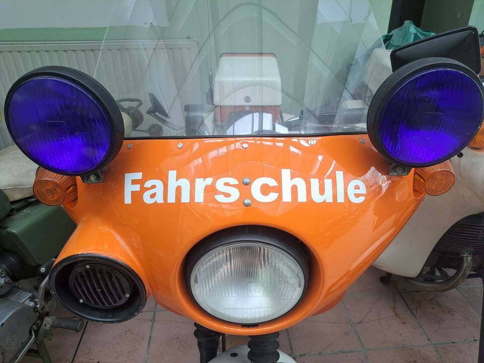 Bild 2/20 von MZ DUMMY (1986)