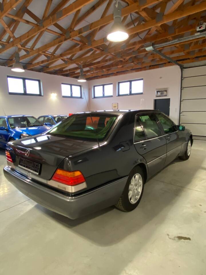 Image 7/49 of Mercedes-Benz S 500 L (1996)