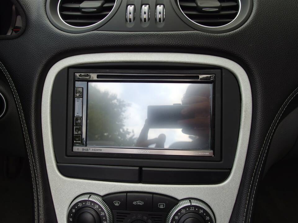 Image 59/97 de Mercedes-Benz SL 55 AMG (2003)