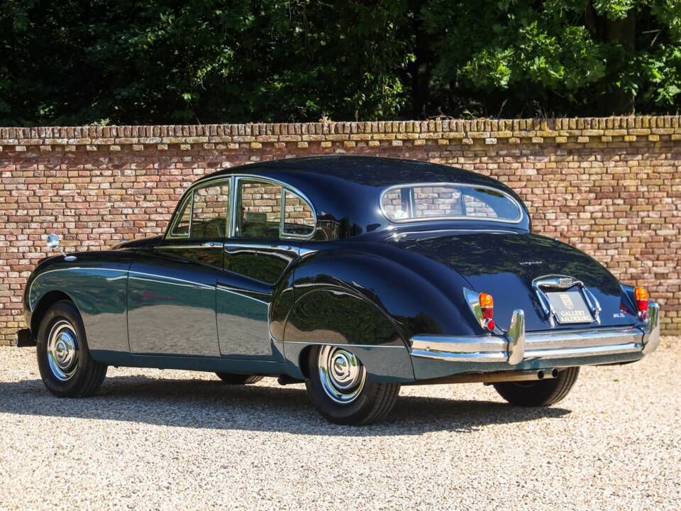 Image 44/50 de Jaguar Mk IX (1961)