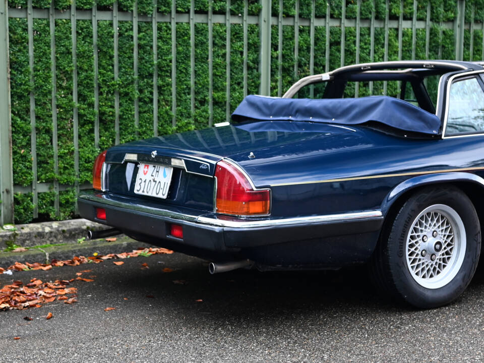 Image 15/27 of Jaguar XJ-SC H.E. (1987)