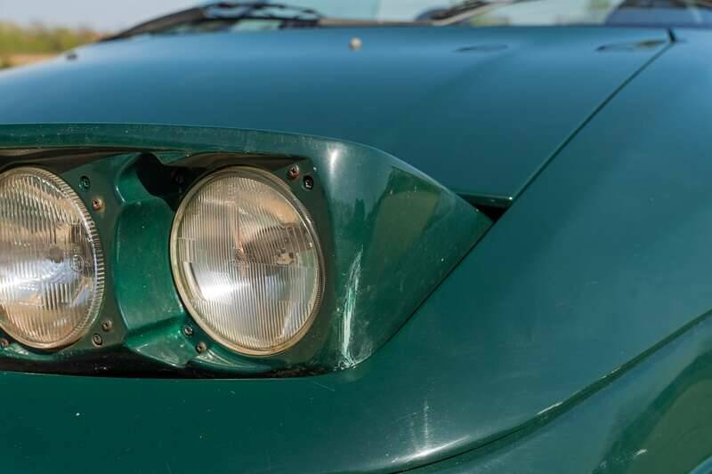 Image 31/50 of Lotus Elan (1991)