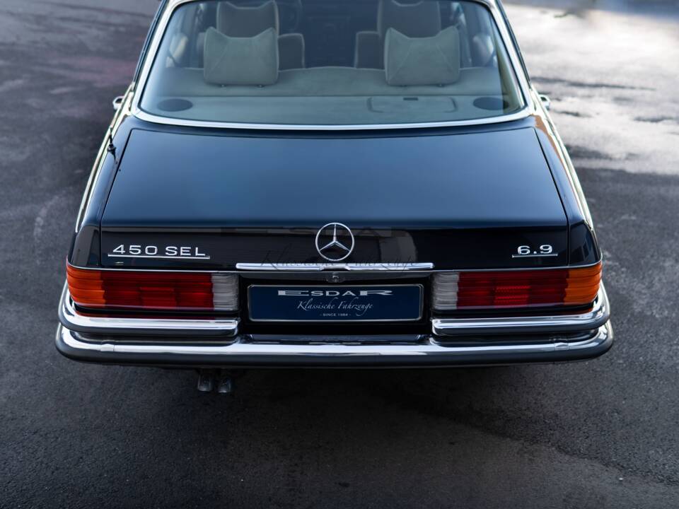 Image 28/30 of Mercedes-Benz 450 SEL 6,9 (1977)