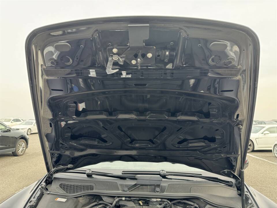 Bild 50/63 von Porsche Cayenne Turbo (2010)