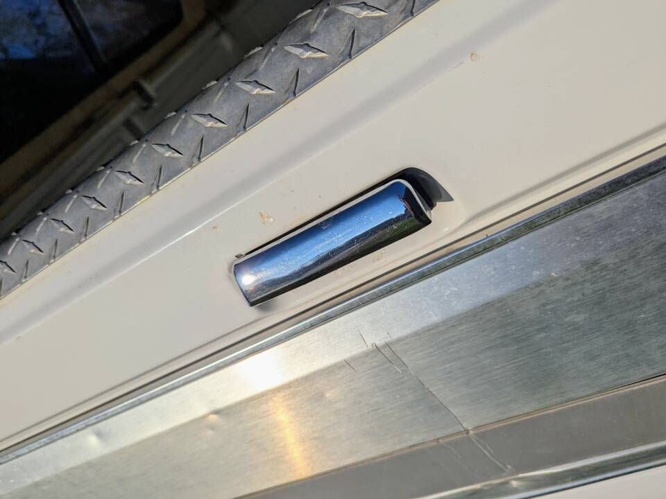 Image 14/65 of Ford F-150 (1991)