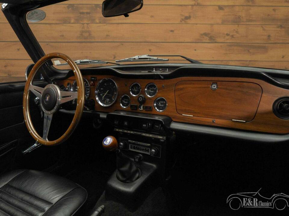 Imagen 7/19 de Triumph TR 6 (1973)