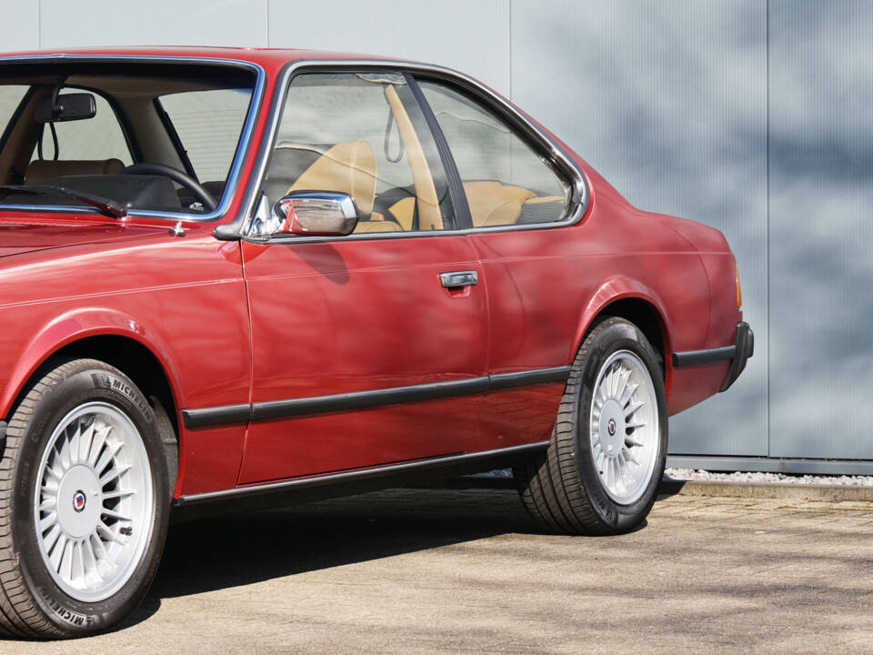 Immagine 24/50 di BMW 633 CSi A (1977)