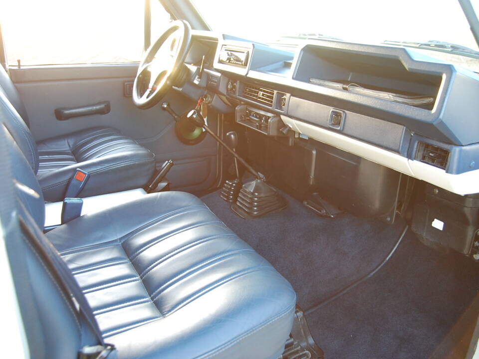 Image 31/47 of Nissan Patrol (1983)