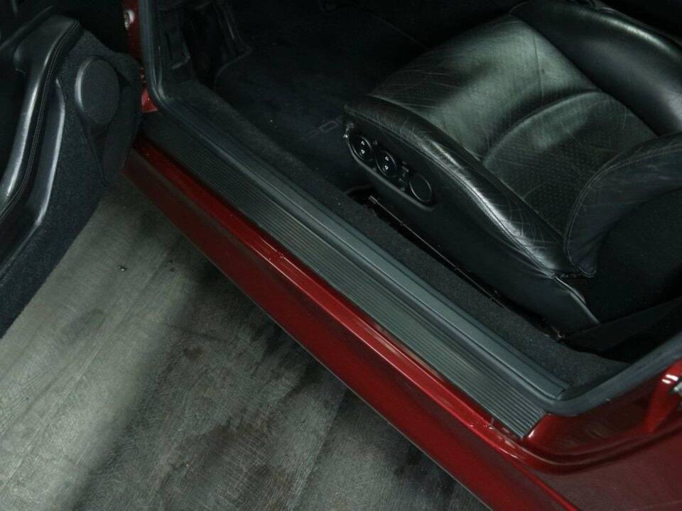 Image 13/50 de Porsche 911 Carrera 4S (1996)