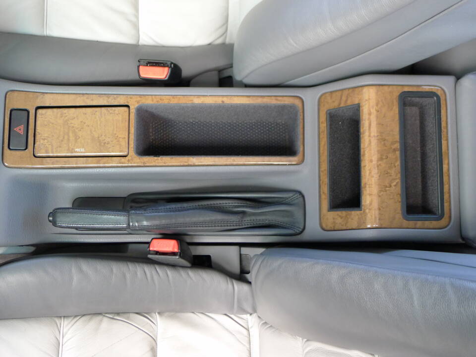 Imagen 44/50 de BMW 850CSi (1993)