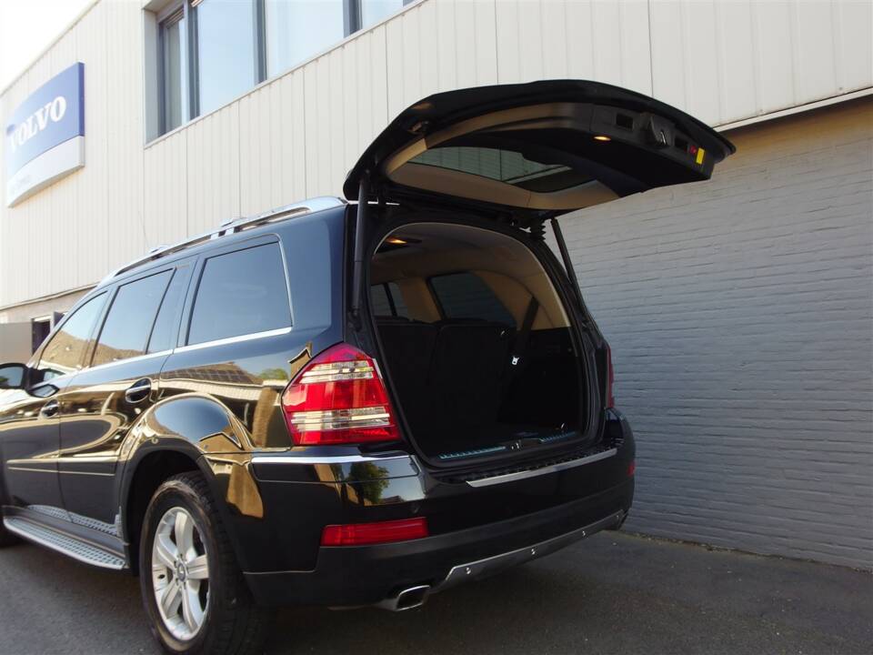 Bild 87/100 von Mercedes-Benz GL 550 4MATIC (2008)