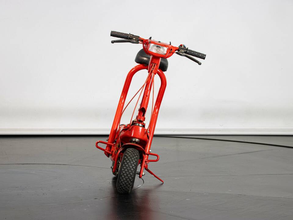 Image 4/50 de Quasar DUMMY (1983)