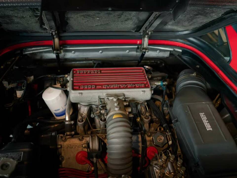 Image 4/29 of Ferrari Mondial 3.2 (1986)