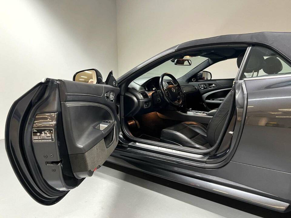 Afbeelding 9/17 van Jaguar XKR (2013)