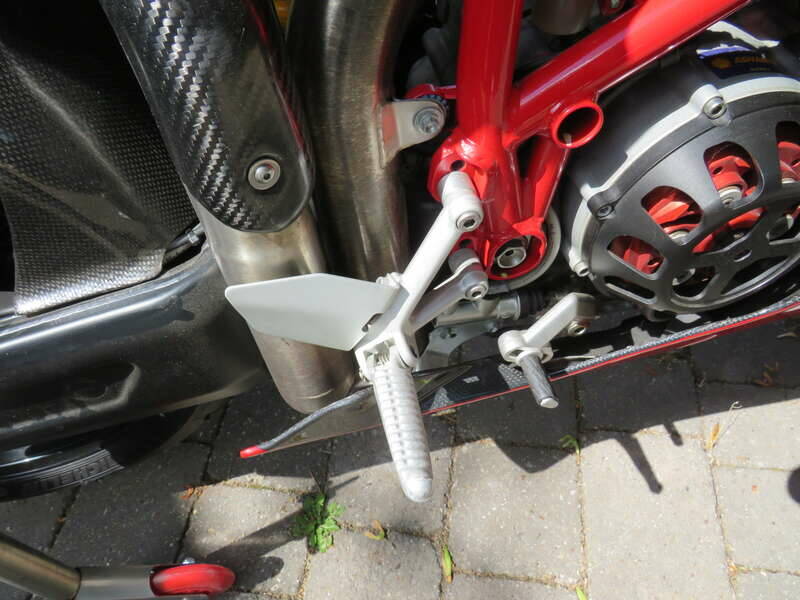 Imagen 26/50 de Ducati DUMMY (2007)
