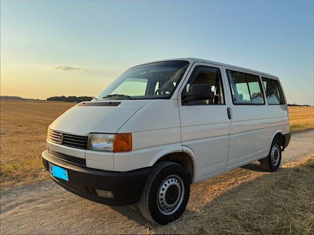 Image 3/16 of Volkswagen T4 Kombi 2.4 D (1991)