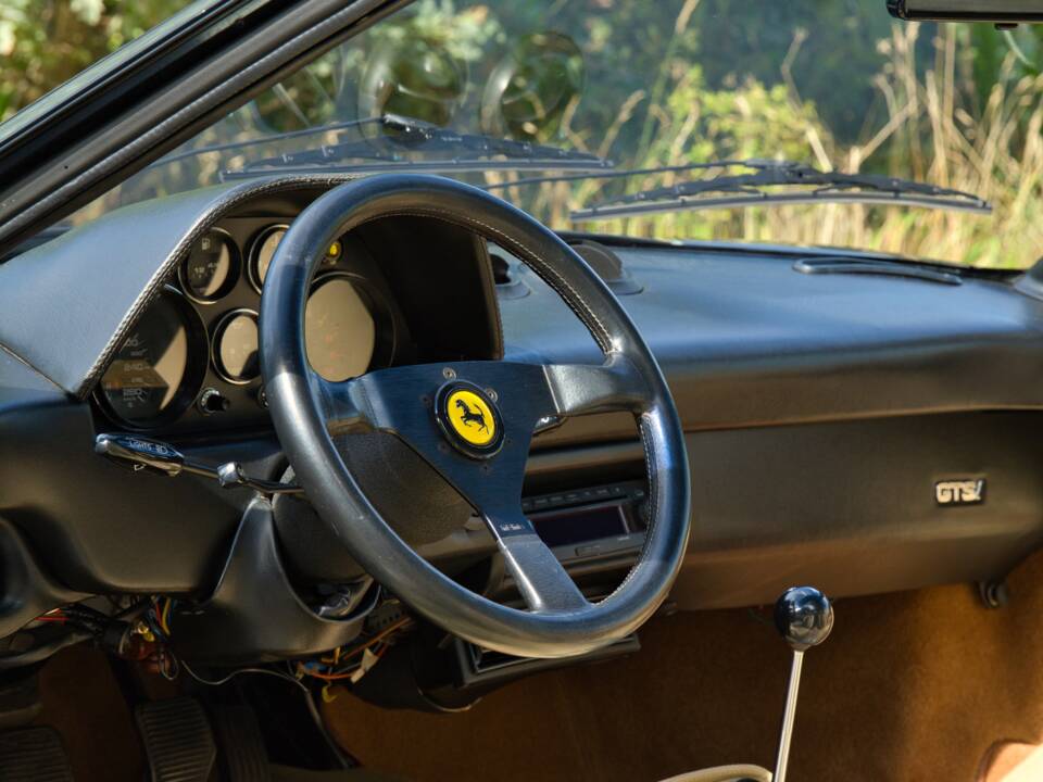 Bild 26/49 von Ferrari 308 GTS Quattrovalvole (1985)