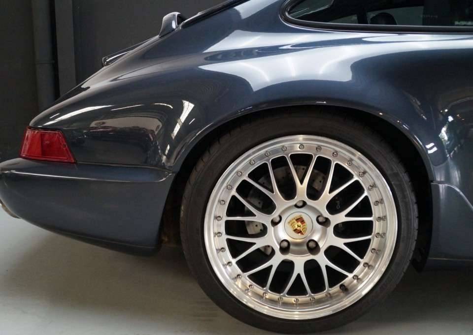 Imagen 10/50 de Porsche 911 Carrera 2 (1990)