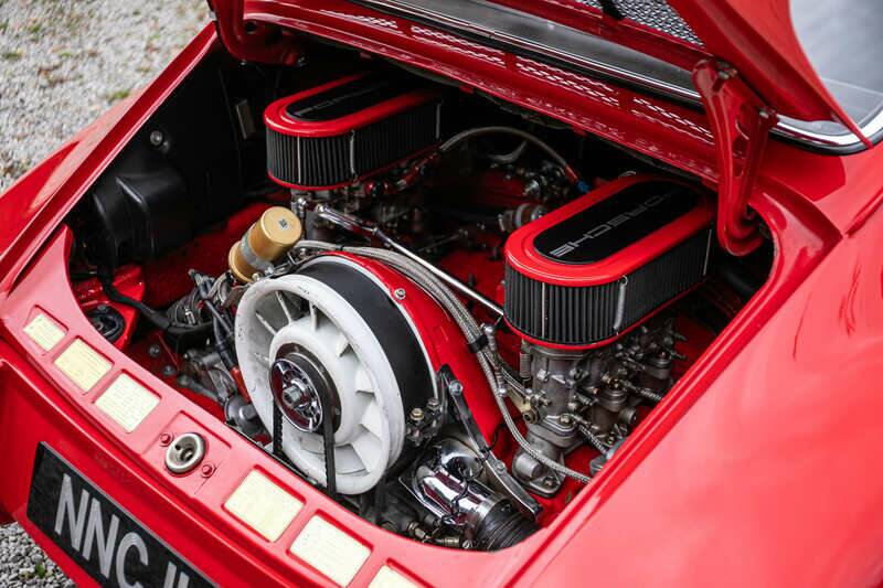 Image 30/44 of Porsche 911 Carrera RS 2.7 (Touring) (1969)