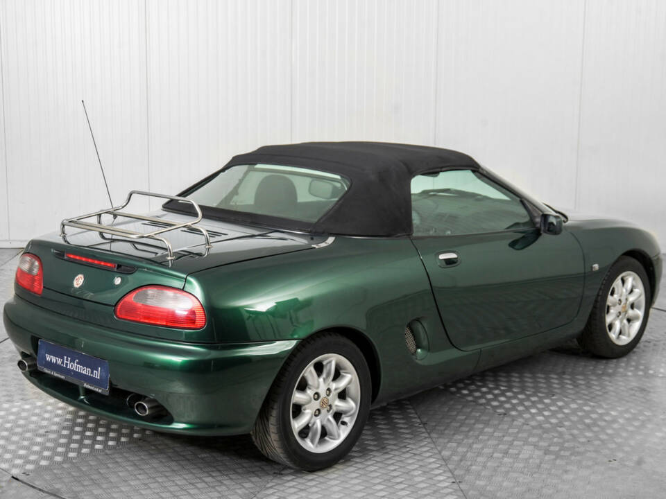 Bild 48/50 von MG F 1.8i (2000)