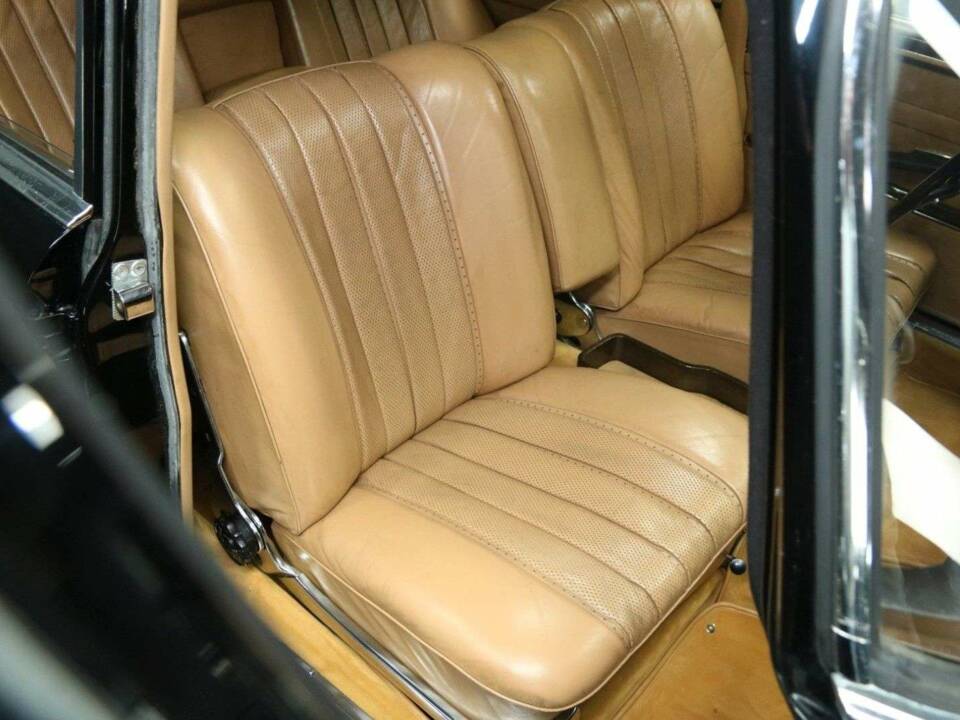 Imagen 20/30 de Mercedes-Benz 300 SE (1961)