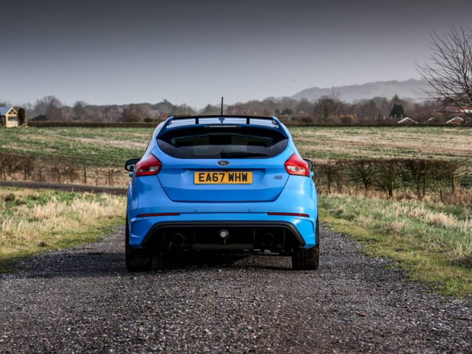 Image 15/18 of Ford Focus RS (2017)