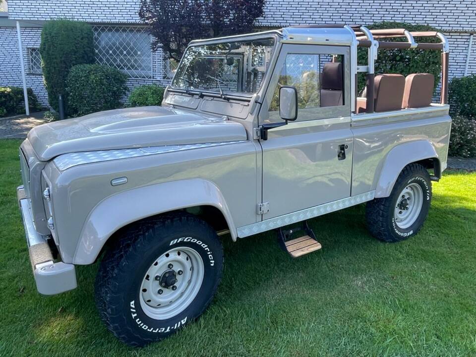 Afbeelding 3/7 van Land Rover Defender 90 (1998)