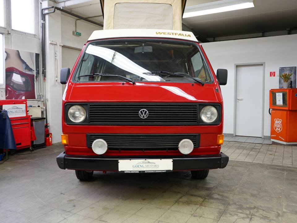 Imagen 8/35 de Volkswagen T3 Westfalia Joker 1.6 TD (1984)
