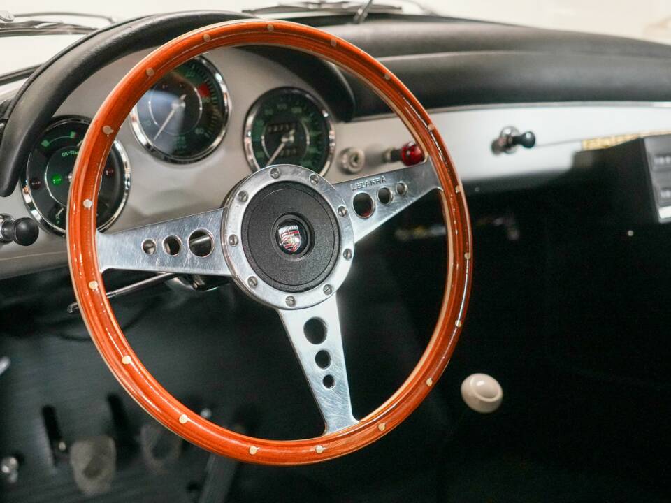 Image 11/50 of Porsche 356 A 1600 Speedster (1958)
